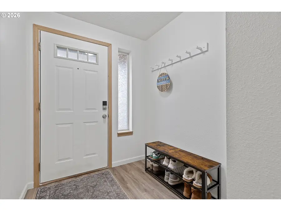 13949 Beavercreek Rd #102, Oregon City, OR 97045 - #2