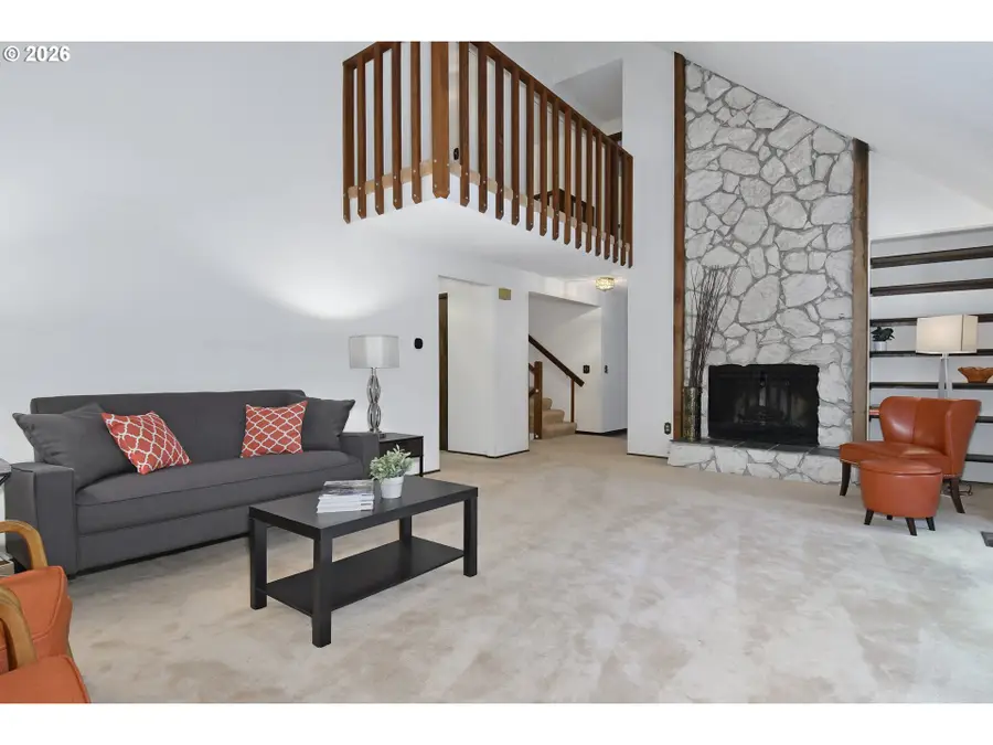 18031 SE 370th Ave, Sandy, OR 97055 - Image #2