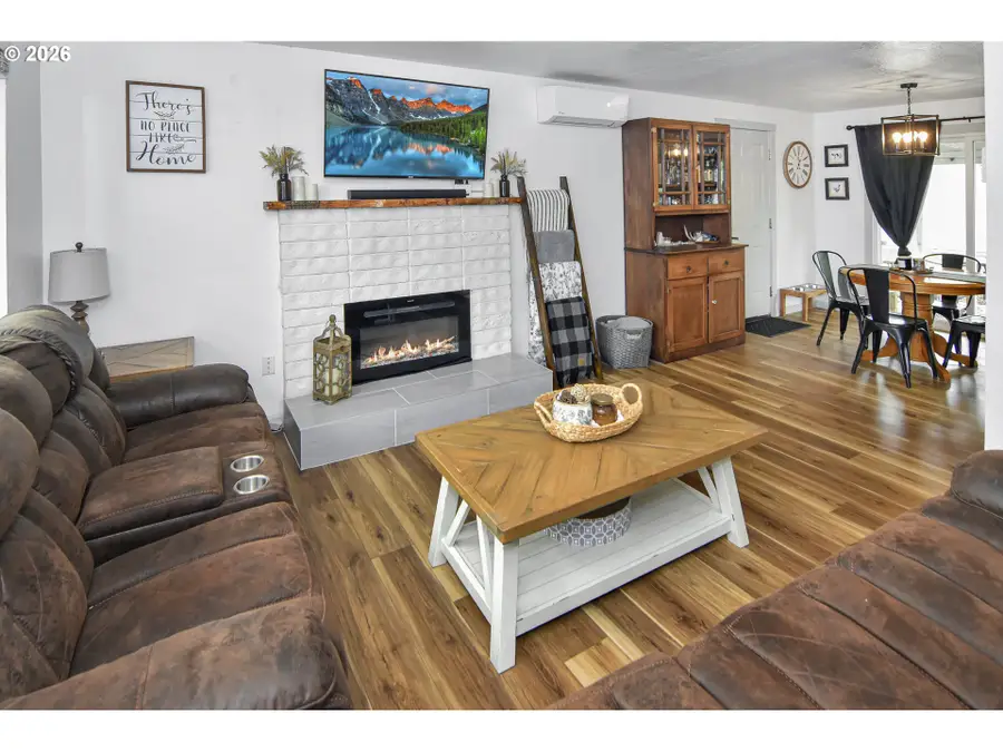 876 Welcome Way, Eugene, OR 97402 - #2