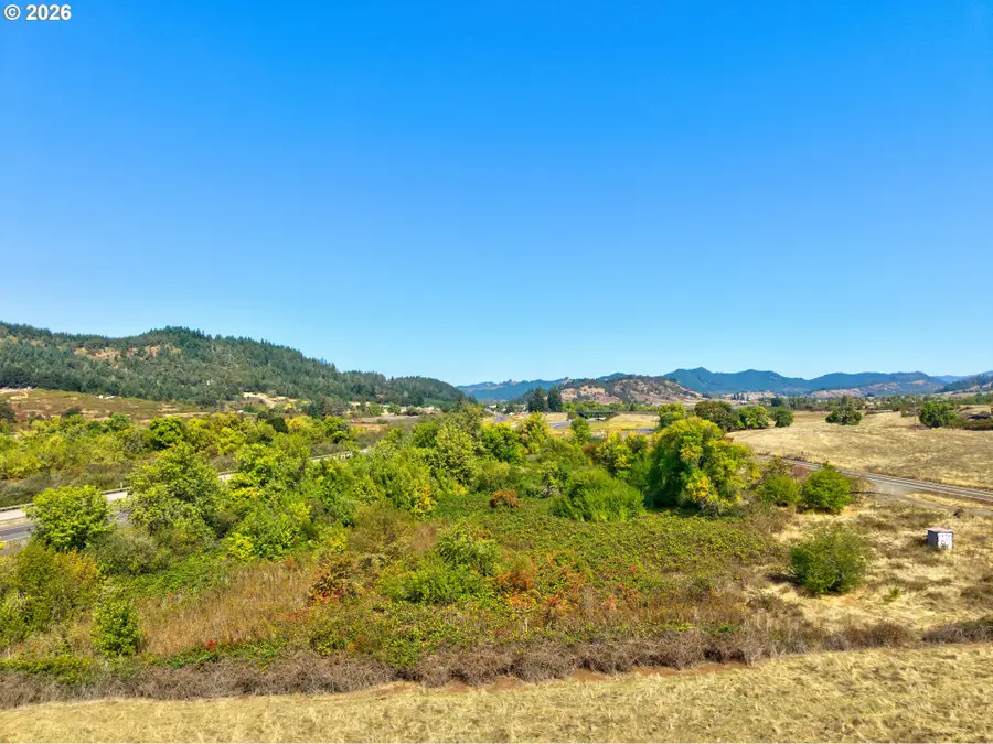 2344 John Long Rd, Oakland, OR 97462 - #2