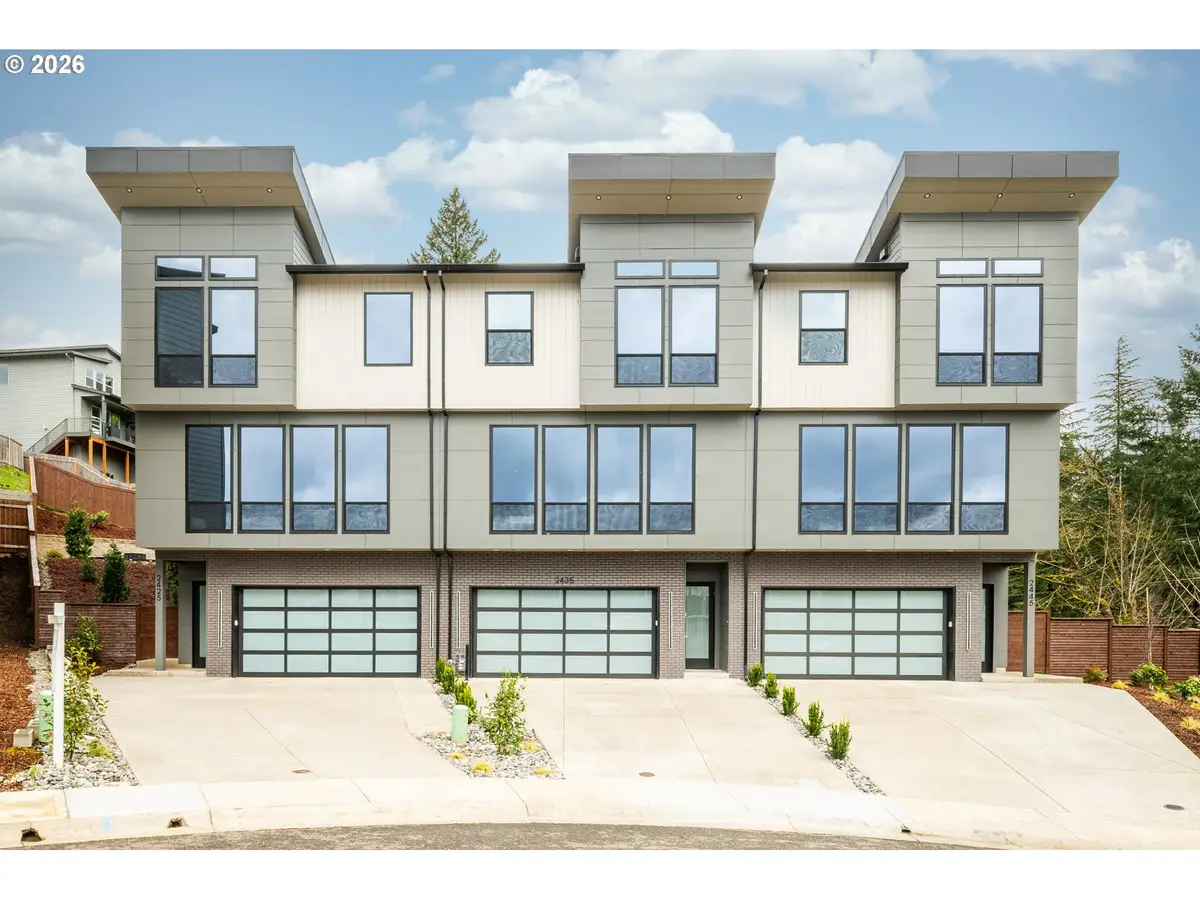 2435 N R St, Washougal, WA 98671 - #1