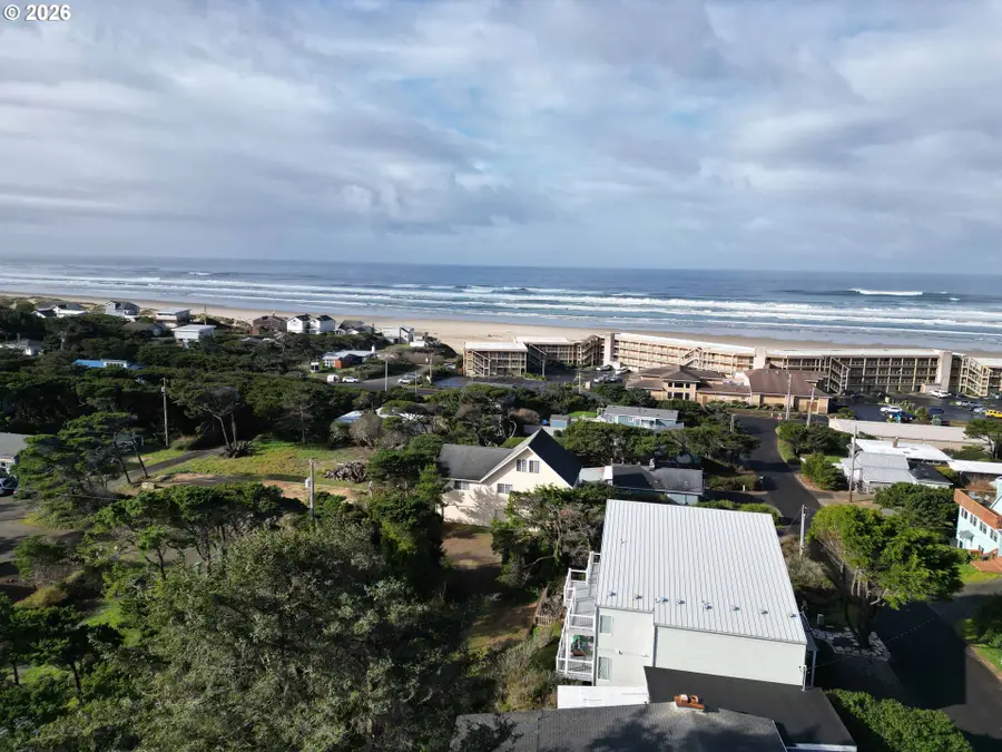 4604 Falcon St, Florence, OR 97439 - Image #3