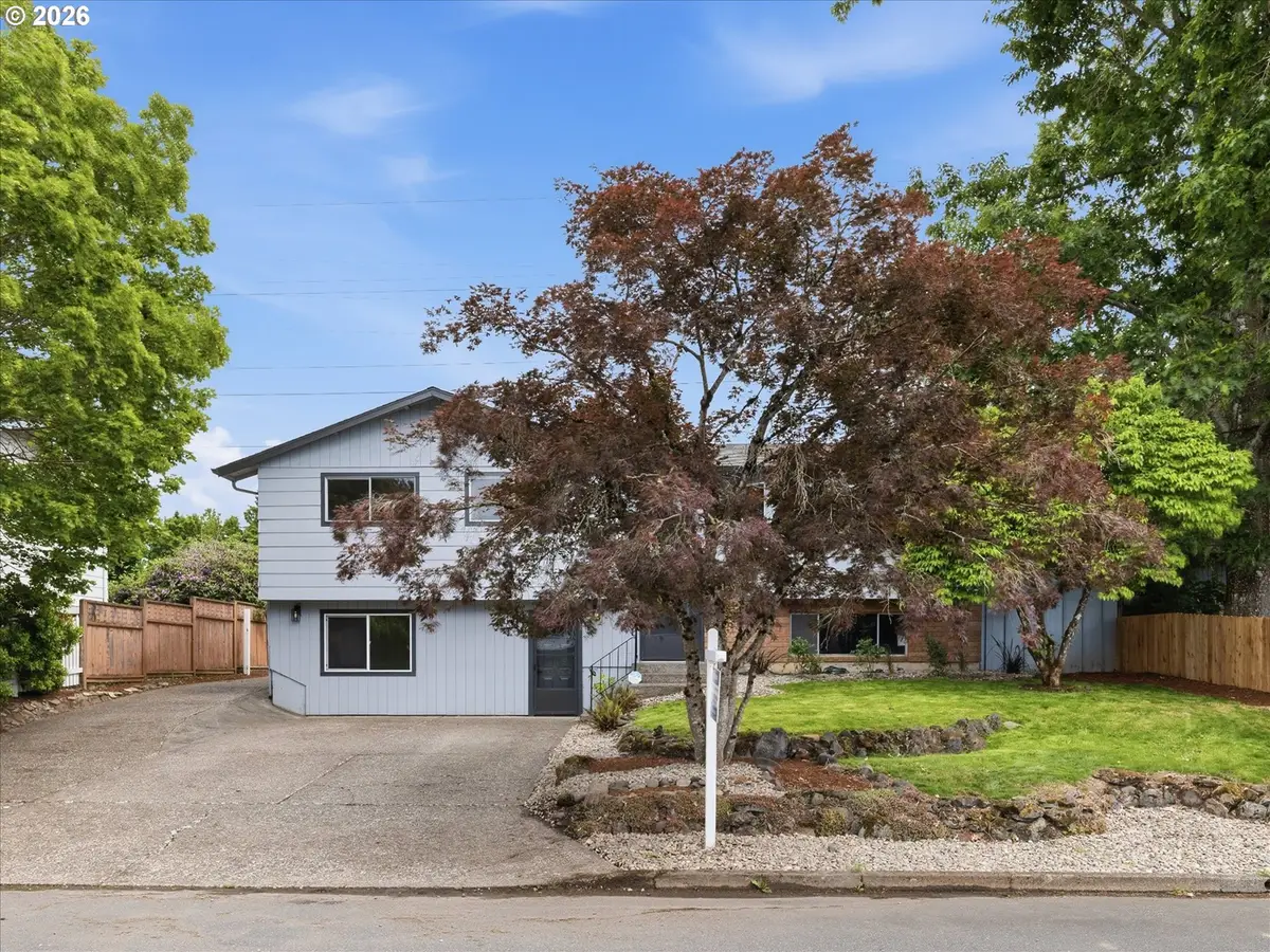 13416 Eastborne Dr, Oregon City, OR 97045 - #1