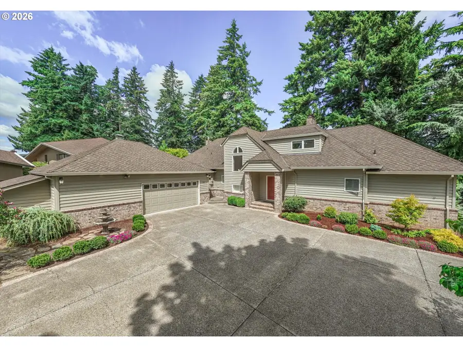 704 Summit St, Oregon City, OR 97045 - #3