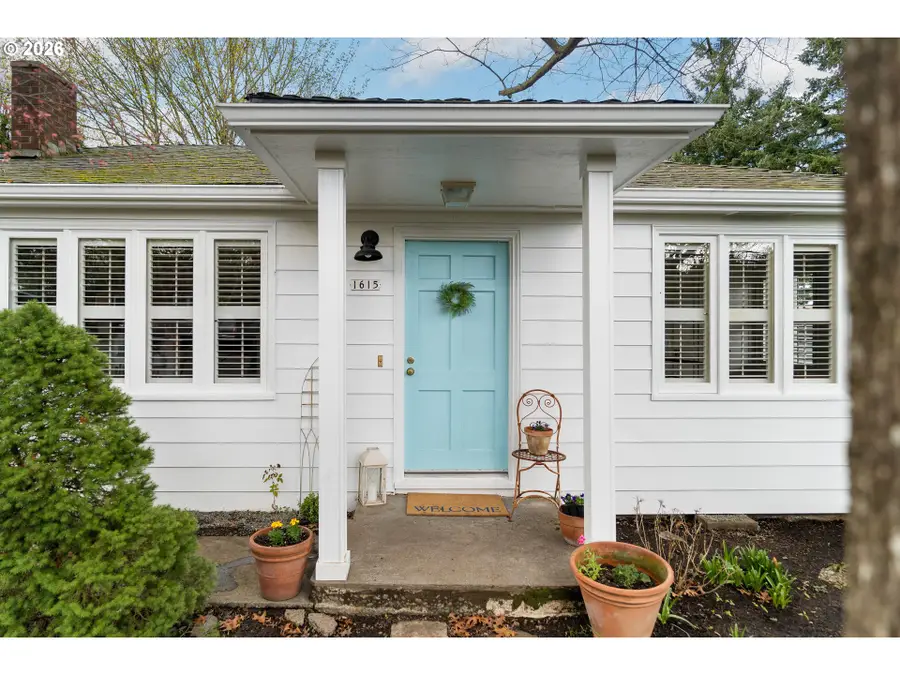 1615 SW Canby St, Portland, OR 97219 - #2