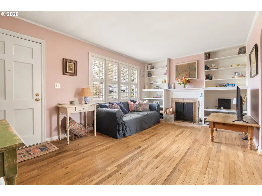 1615 SW Canby St, Portland, OR 97219 - #3