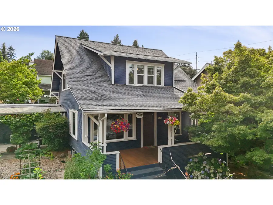 620 12th St, Oregon City, OR 97045 - #3