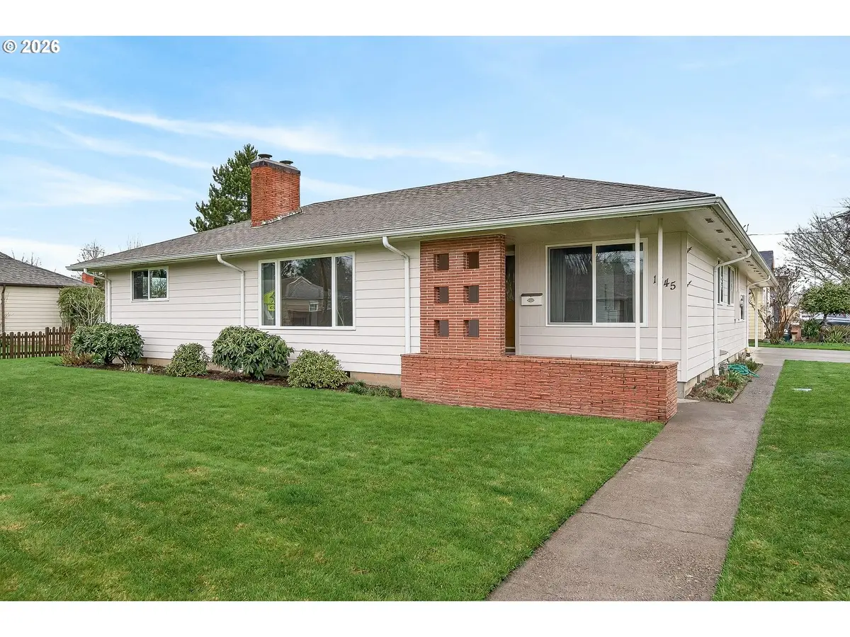 1345 NE 9th St, McMinnville, OR 97128 - #1