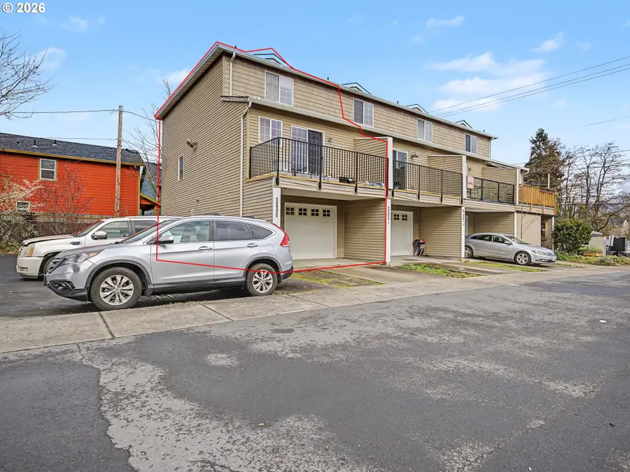 3233 SE 122 #D, Portland, OR 97236 - #2