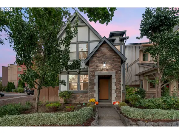 28909 SW Costa Cir, Wilsonville, OR 97070