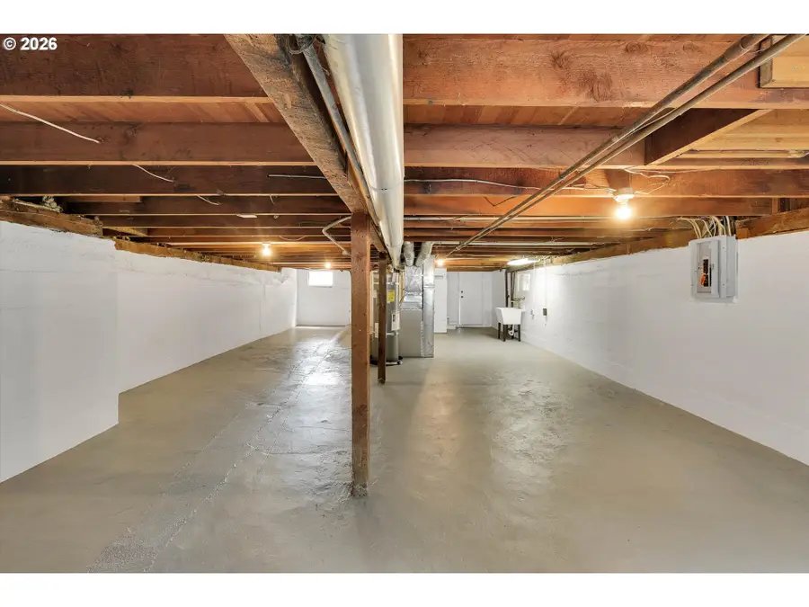 1926 SE Washington St, Portland, OR 97214 - #3