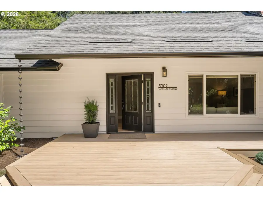 5309 Childs Rd, Lake Oswego, OR 97035 - #3