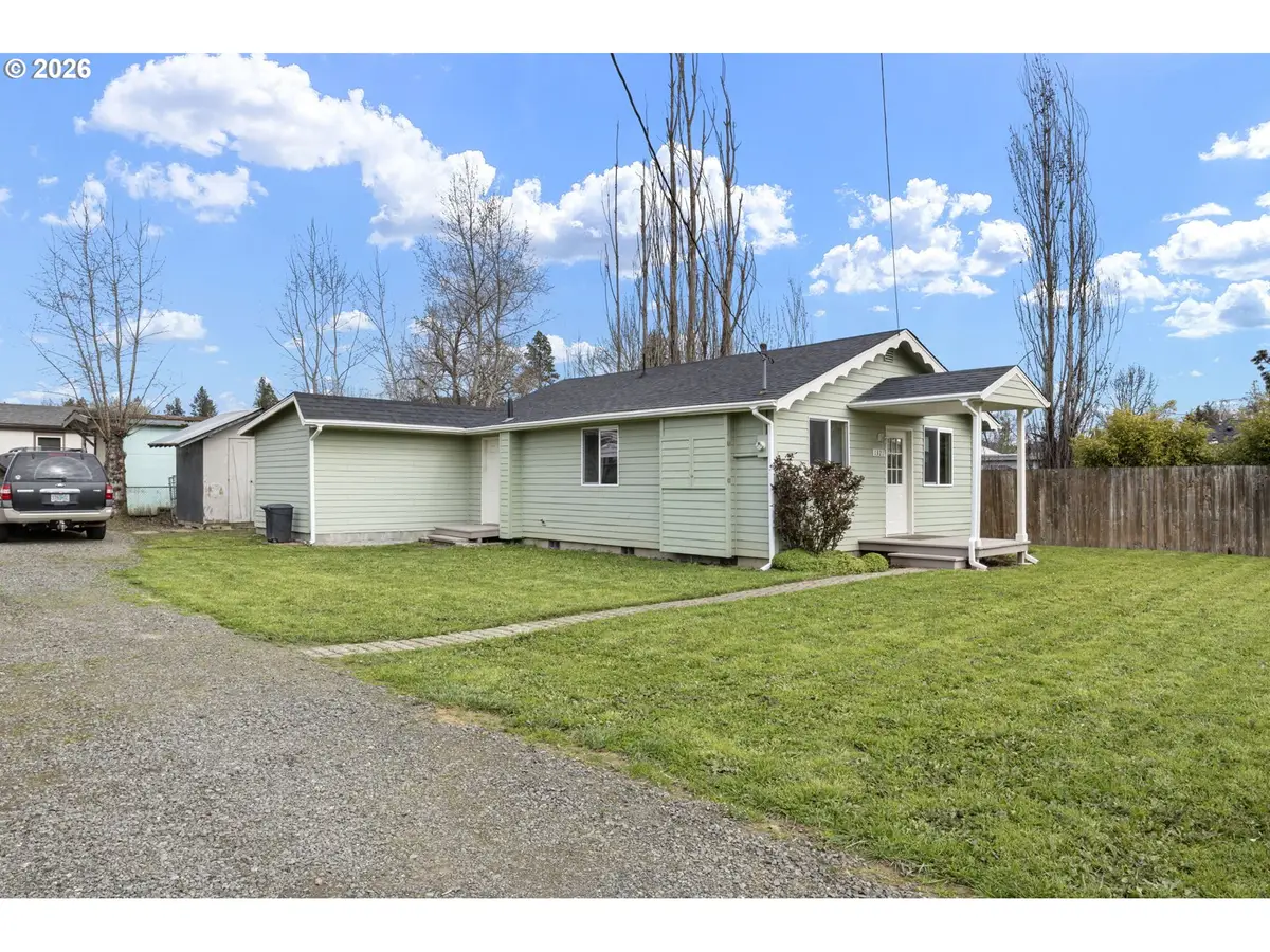 1321 Sunset Ln, Sutherlin, OR 97479 - #1