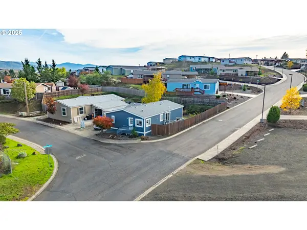 252 Wenaha Ln, Roseburg, OR 97471