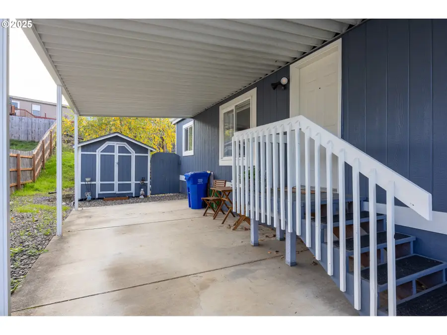 252 Wenaha Ln, Roseburg, OR 97471 - Image #3