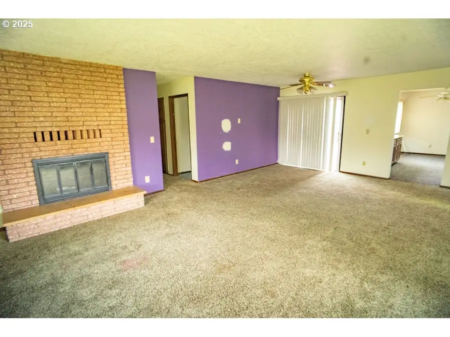 501 Division St, Kelso, WA 98626 - Image #3