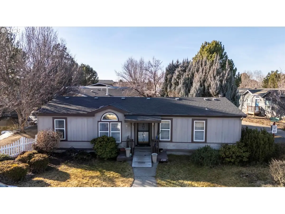 2380 SW Phlox Pond Dr, Redmond, OR 97756 - #1