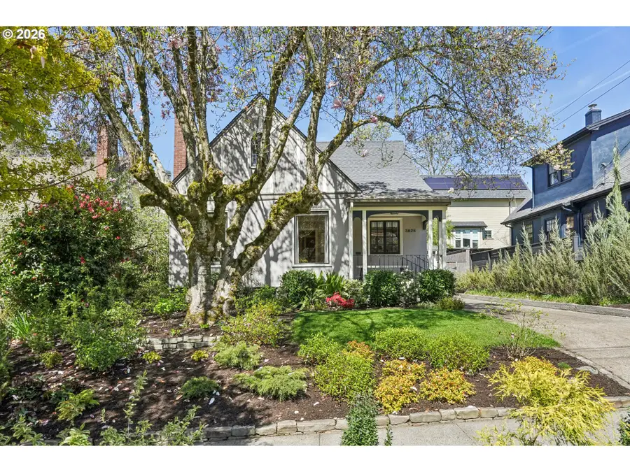 3825 SE Carlton St, Portland, OR 97202 - #2
