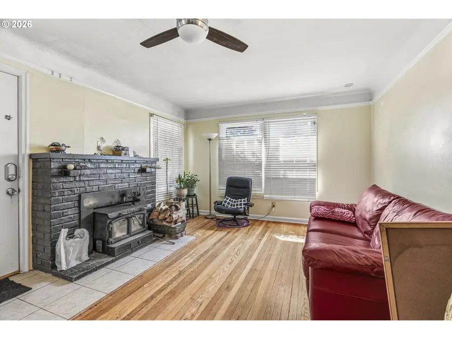 540 27th Ave, Longview, WA 98632 - #3