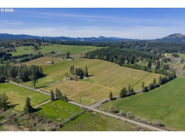 25357 High Pass Rd, JunctionCity, OR 97448