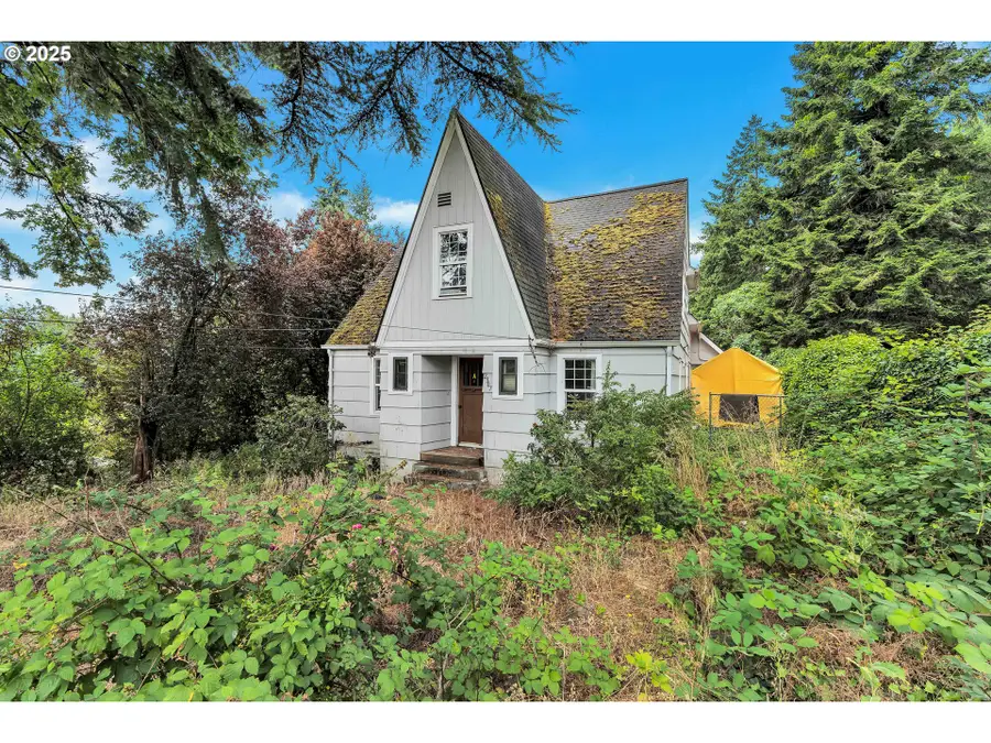 2307 W Castleman St, Longview, WA 98632 - Image #2