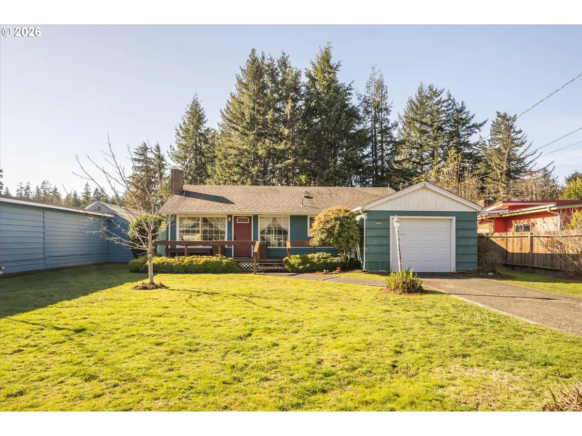 2035 Juniper Ave, Coos Bay, OR 97420 - #1