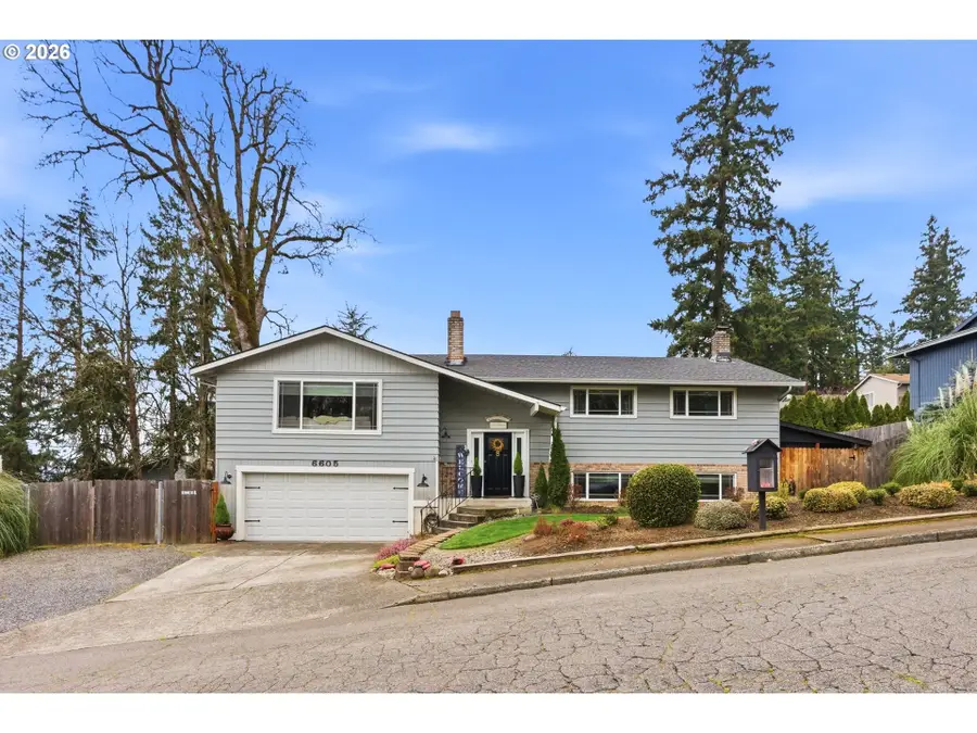 6605 Parkway Dr, Gladstone, OR 97027 - #2