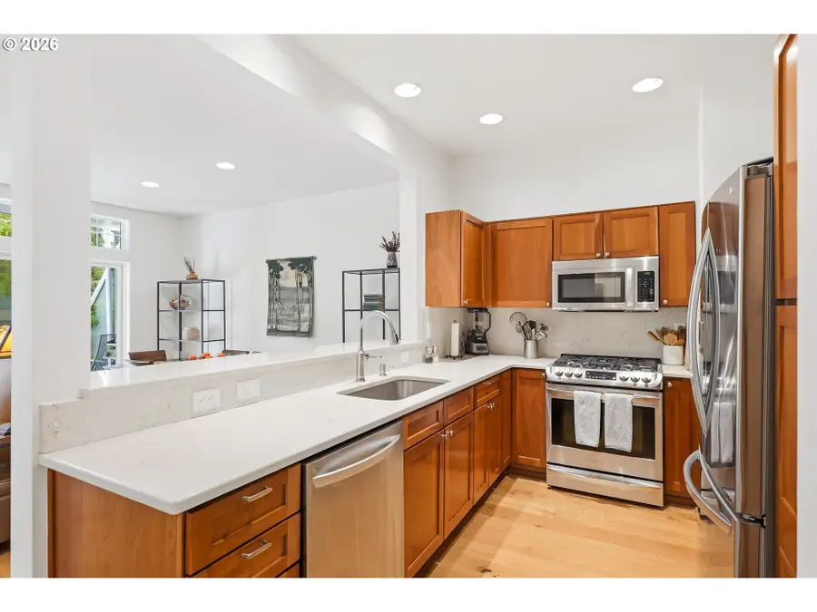 7860 SW Matheny Dr, Beaverton, OR 97008 - #3