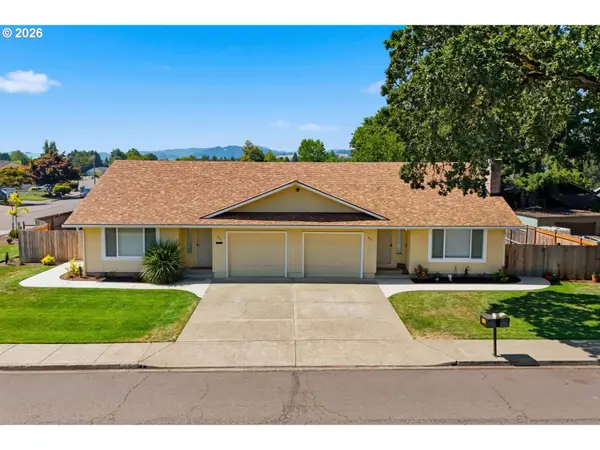 931 SW Fleishauer Ln, McMinnville, OR 97128
