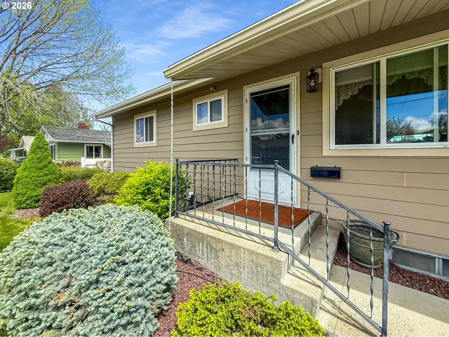 1590 Ash St, Baker City, OR 97814 - #3