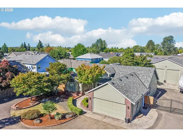 136 Thunderbird St, Molalla, OR 97038