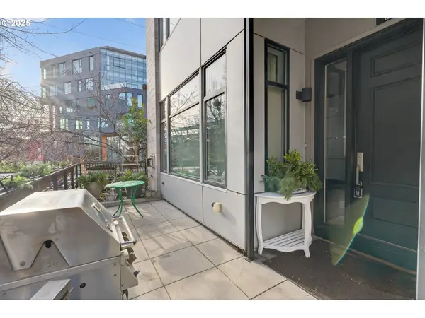 2018 NW 16th Ave, Portland, OR 97209