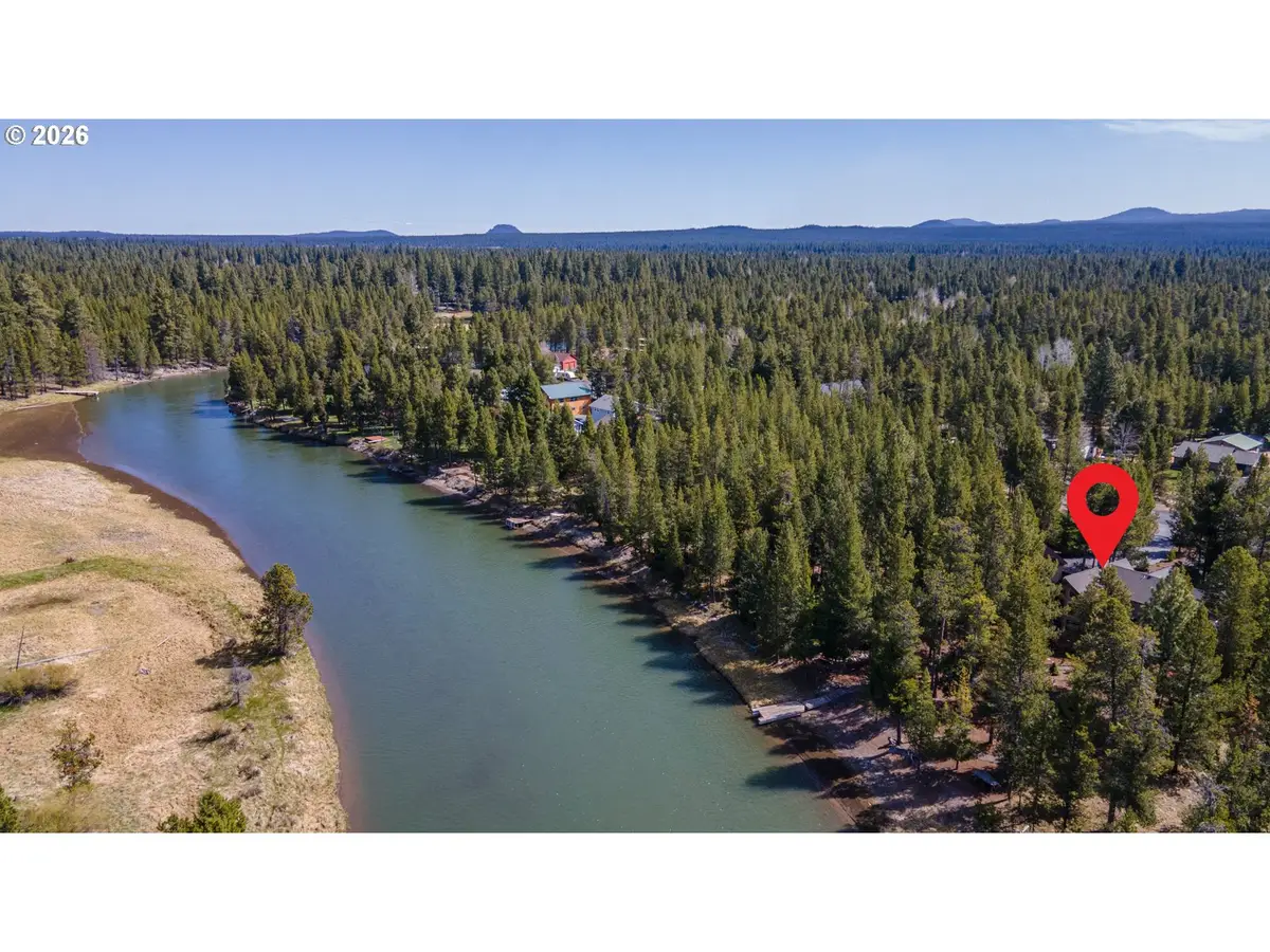 55877 Wood Duck Dr, Bend, OR 97707 - #1