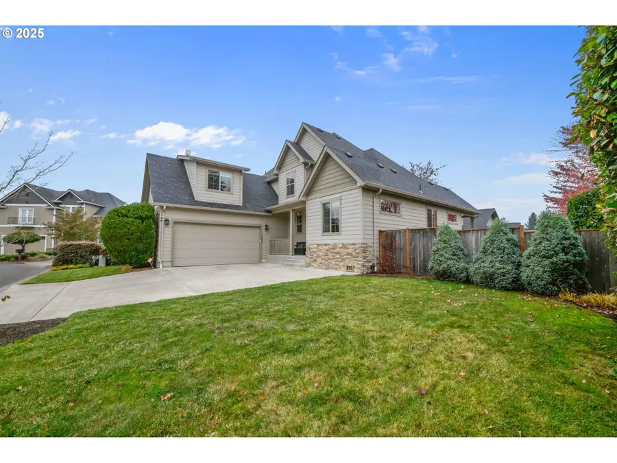 303 Lenore Loop, Eugene, OR 97404 - Image #2