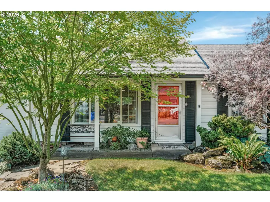 60 NE 23rd St, Gresham, OR 97030 - #2