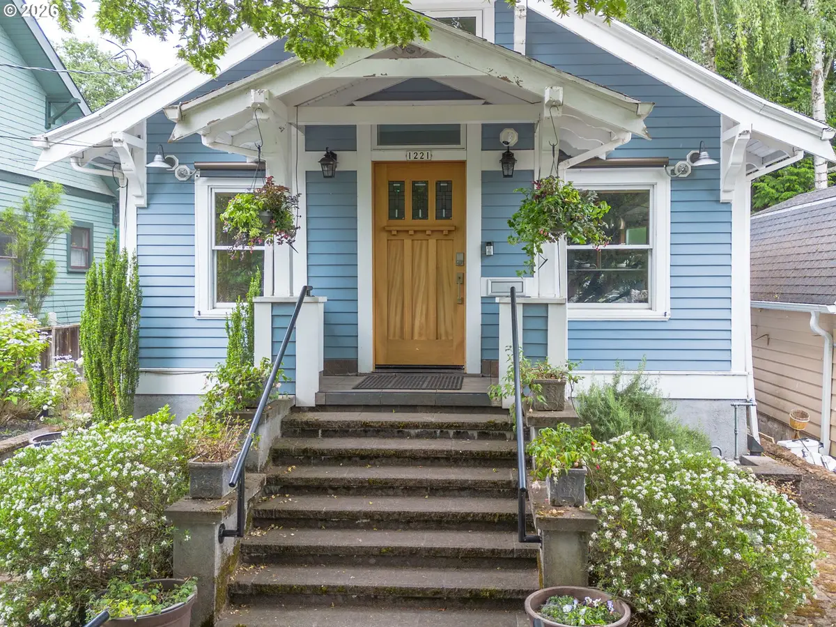 1221 SE Rex St, Portland, OR 97202 - #1