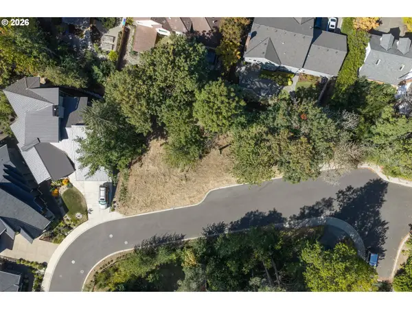 10143 NW Wellhouse Ln #4, Portland, OR 97229