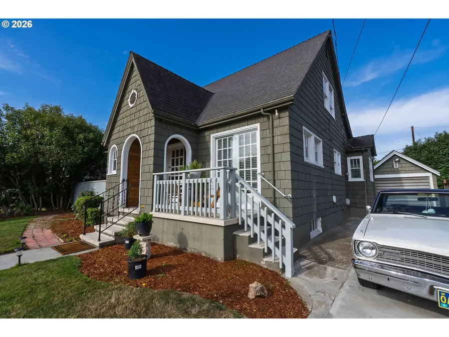 1825 4th St, Salem, OR 97301 - #2