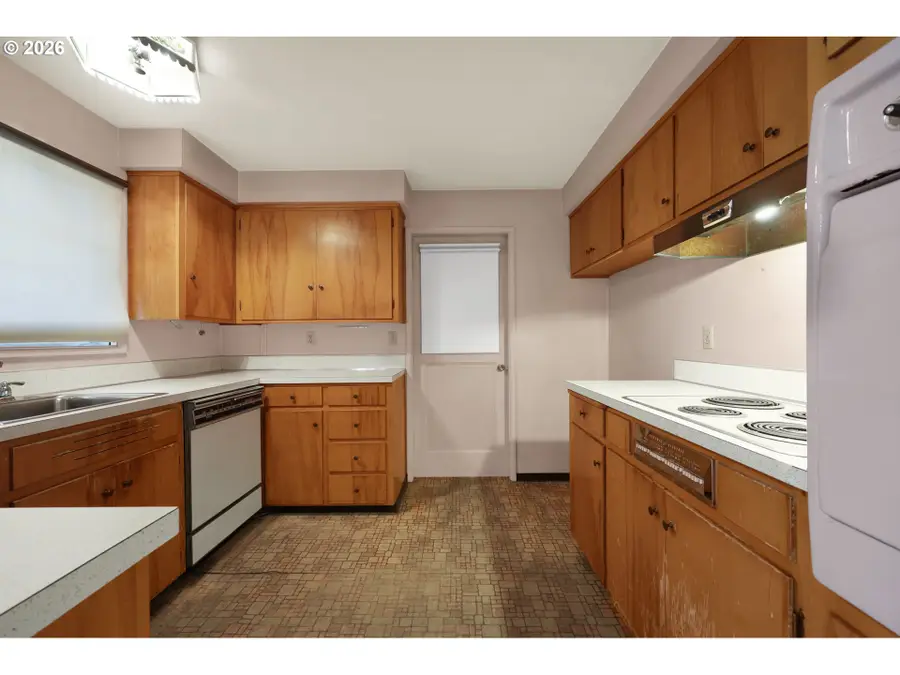 526 Archie St, Eugene, OR 97402 - #3
