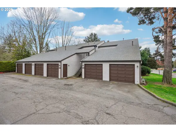 12316 SE 104th Ct, HappyValley, OR 97086