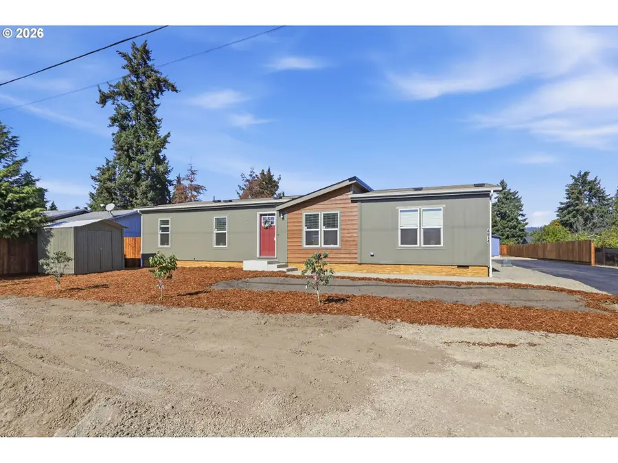 4914 E St, Springfield, OR 97478 - #2