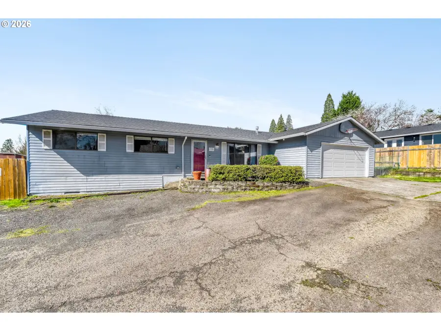 3886 SE Sunset Ct, Milwaukie, OR 97267 - #2