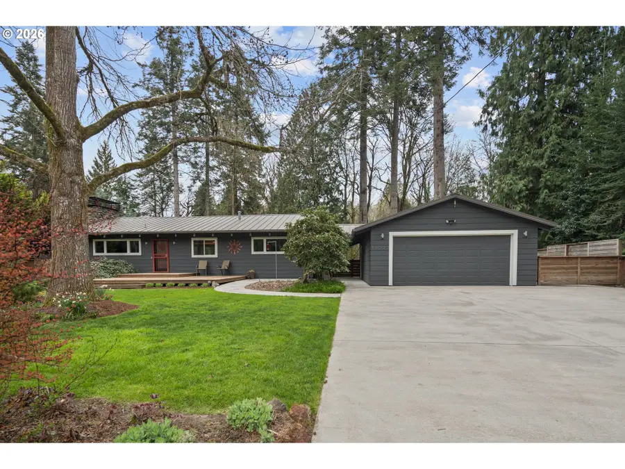 19022 Old River Dr, Northwest Clackamas, OR 97068 - #2