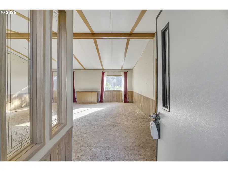 9160 SW Par Three Dr, Cornelius, OR 97113 - Image #3