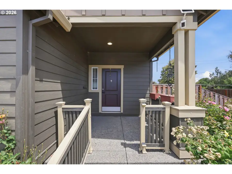 51276 SW Rembrandt Dr, Scappoose, OR 97056 - #2