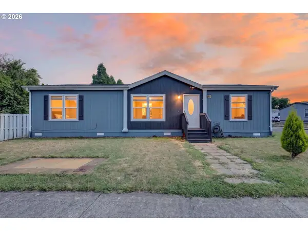 2120 SW 29th St #1, Troutdale, OR 97060