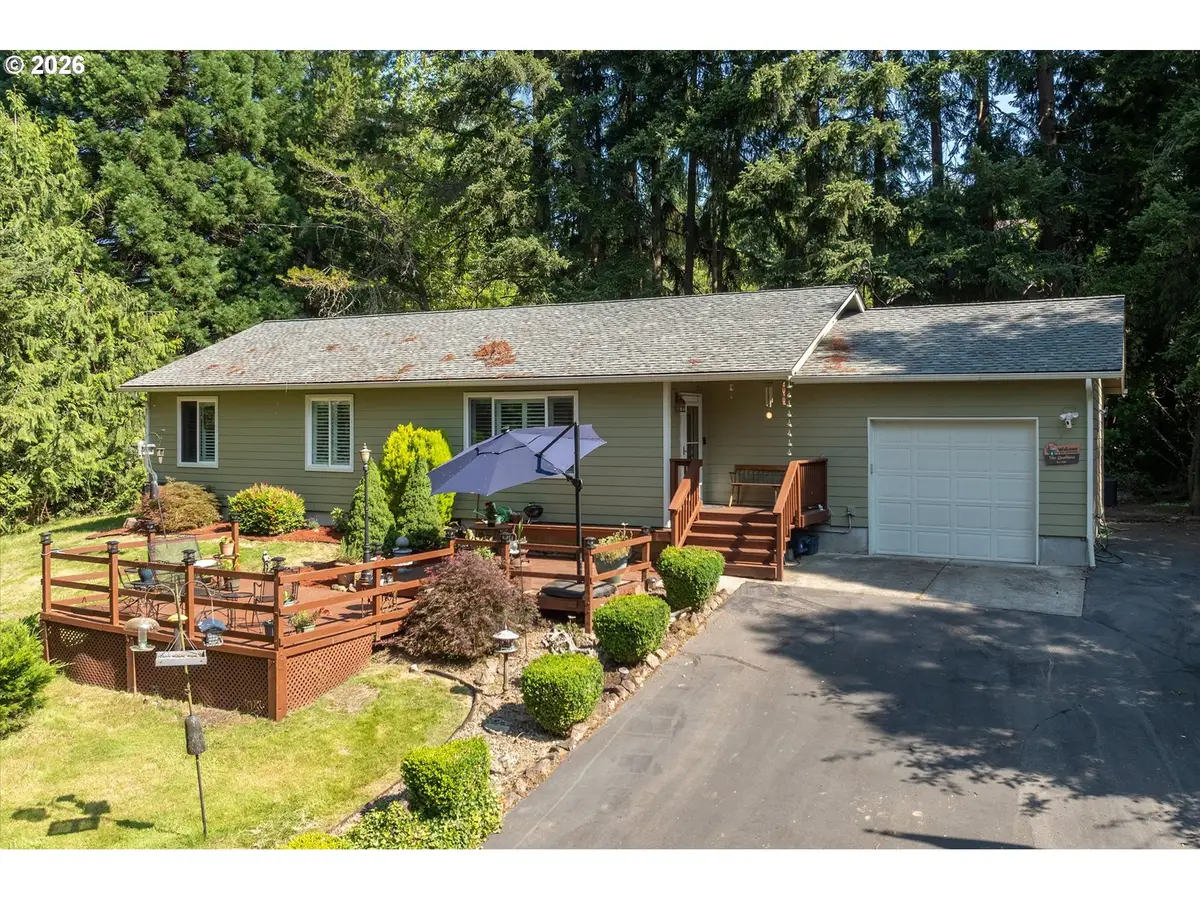 320 Haussler Rd, Kelso, WA 98626 - #1