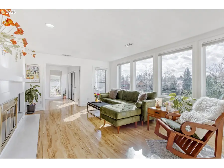 17011 SW Versailles Ln, King City, OR 97224 - #3