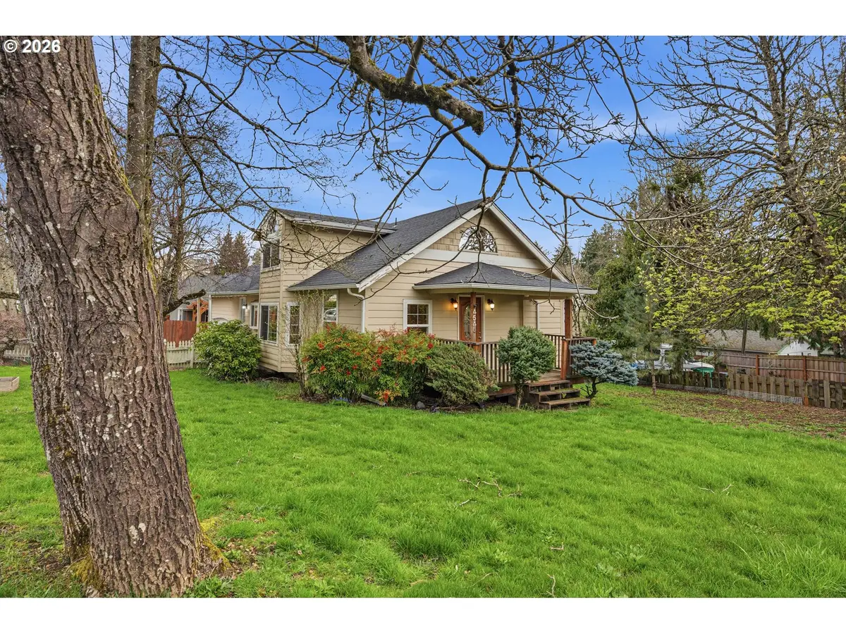 4545 SW Taylors Ferry Rd, Portland, OR 97219 - #1