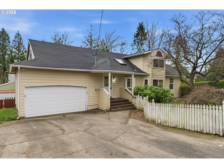 4545 SW Taylors Ferry Rd, Portland, OR 97219 - #2